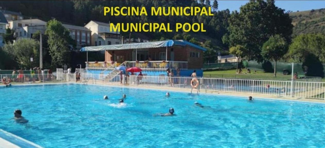 Hostal Cruce Вильяфранка-дель-Бьерсо Экстерьер фото