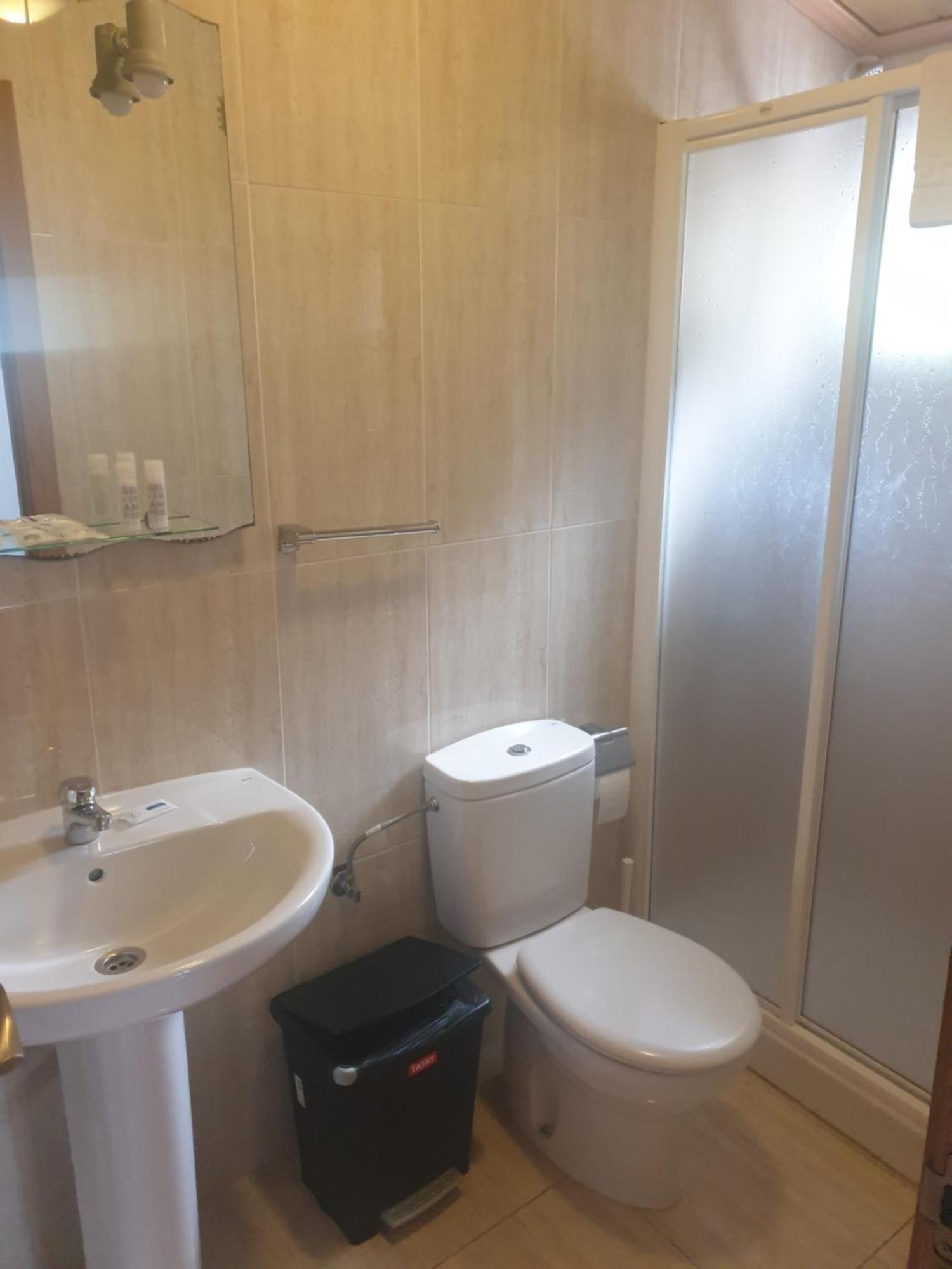Hostal Cruce Вильяфранка-дель-Бьерсо Экстерьер фото